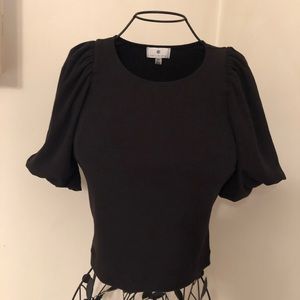 Socialite black puffy sleeve ribbed top